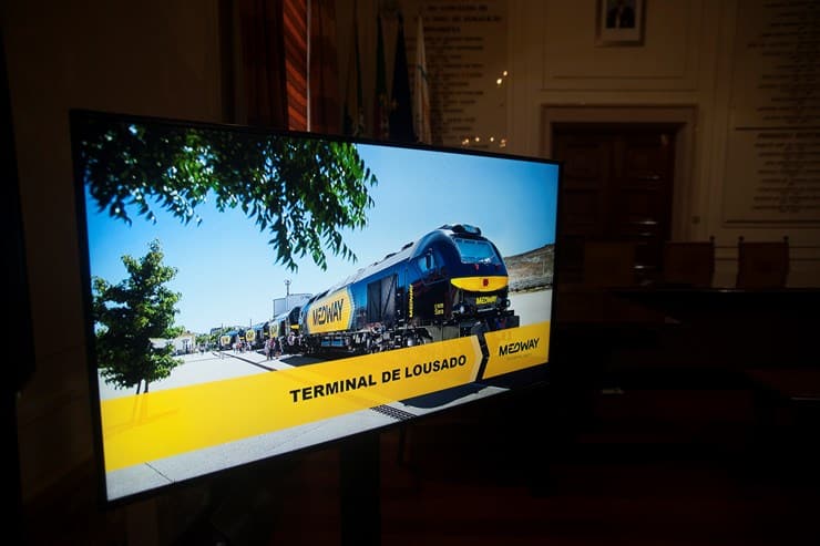 Terminal ferroviário de mercadorias vai "trazer o mar até Famalicão"