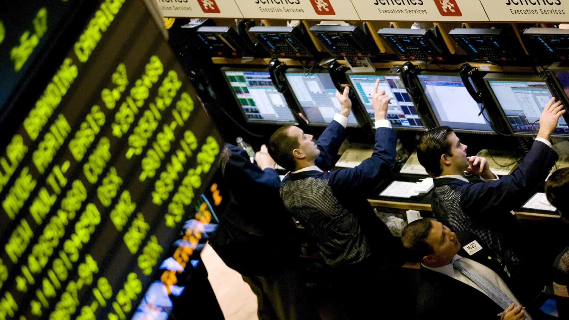 Wall Street negoceia em alta no início da sessão