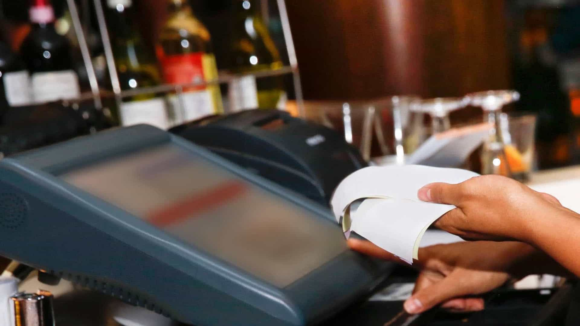 Comércio, restauração e serviços pedem corte de 40% nas rendas