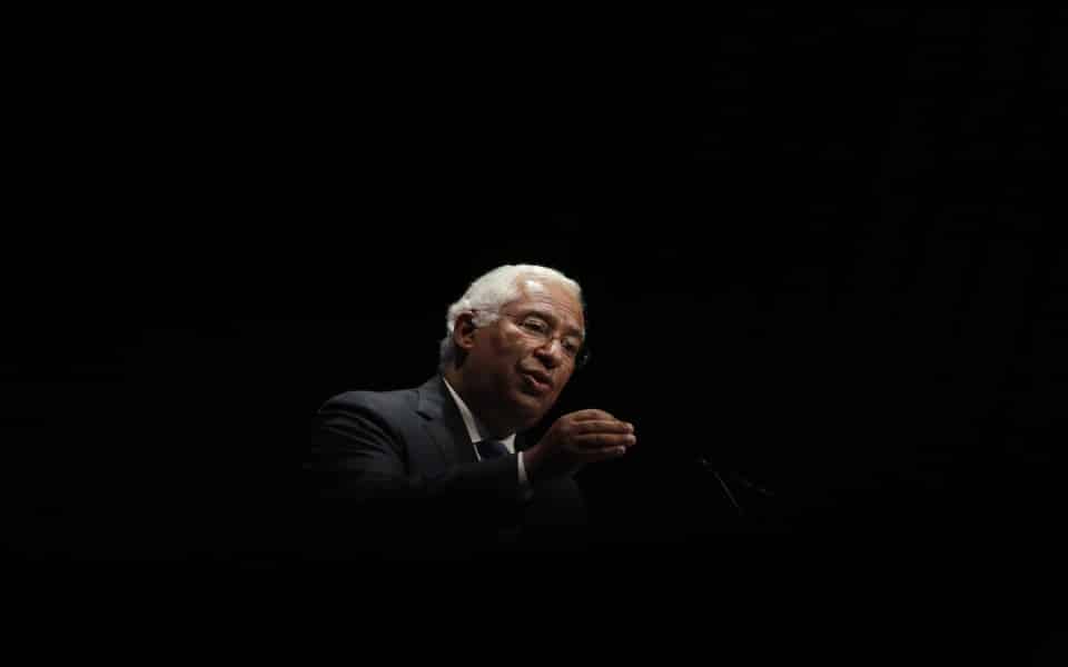 OE 2021: Aumento de 20 euros do salário mínimo em cima da mesa