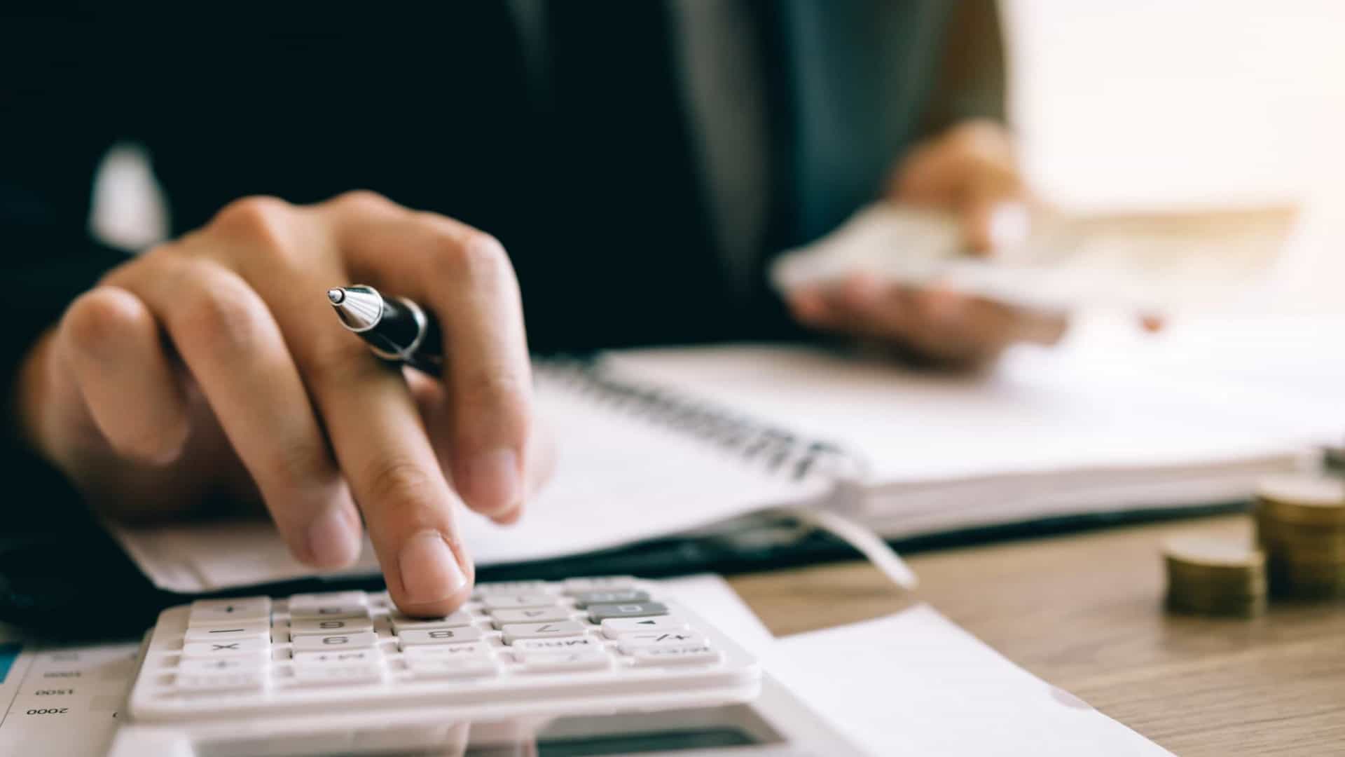 Taxa de desemprego deverá alcançar 10,2% no final do ano, revela estudo