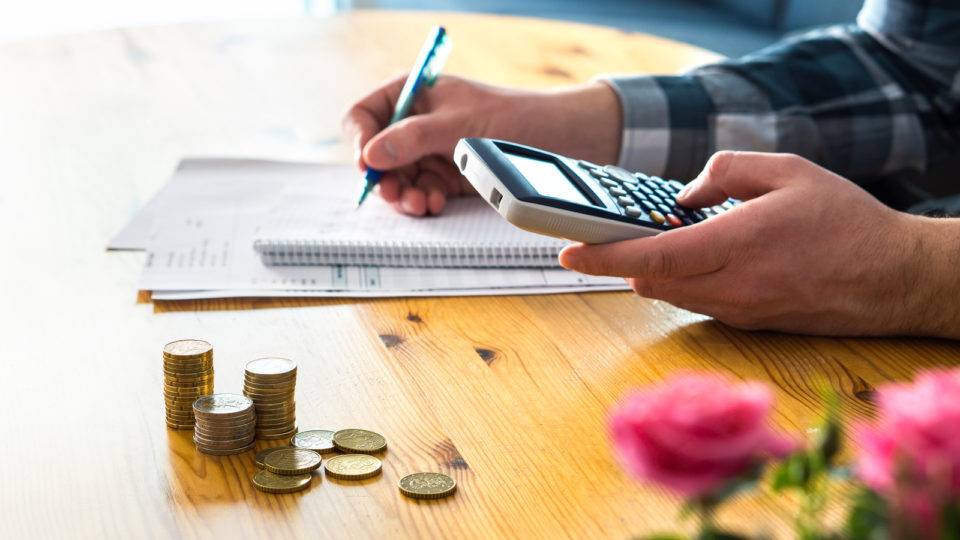 Inflação sobe para 2,8% em Dezembro e taxa média de 2021 fixa-se em 1,3%